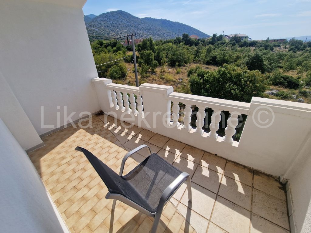 KARLOBAG - Ribarica- dvoetažni apartman 51,57 m2, dvorišni app 33 m2 (9)