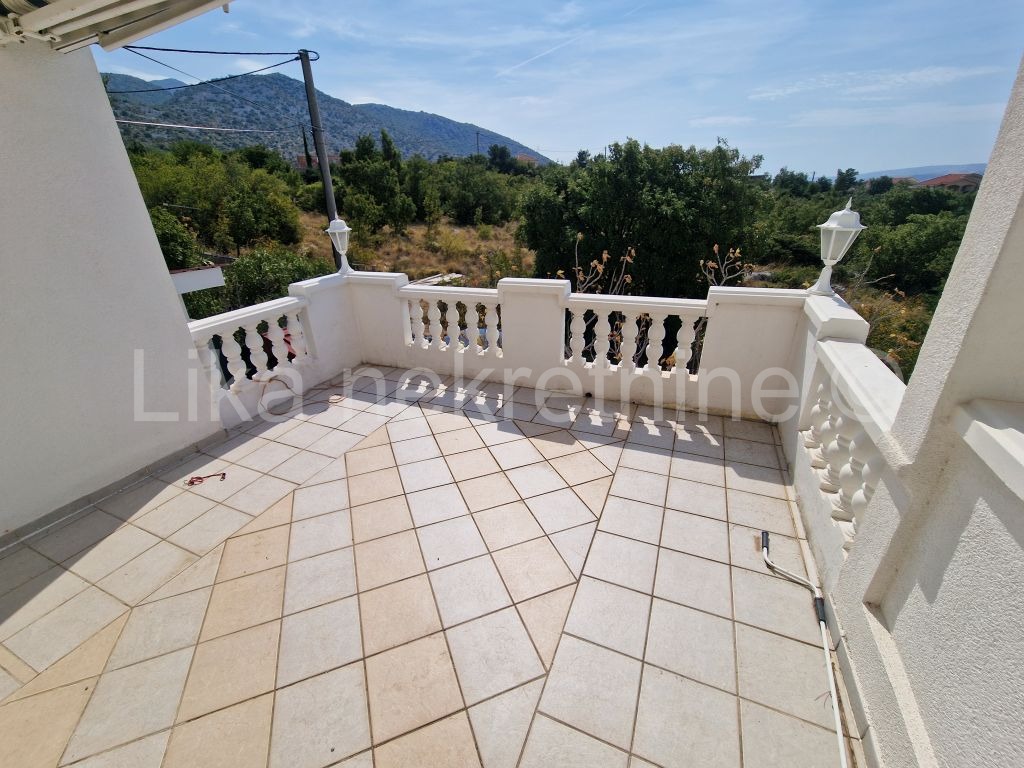 KARLOBAG - Ribarica- dvoetažni apartman 51,57 m2, dvorišni app 33 m2 (5)