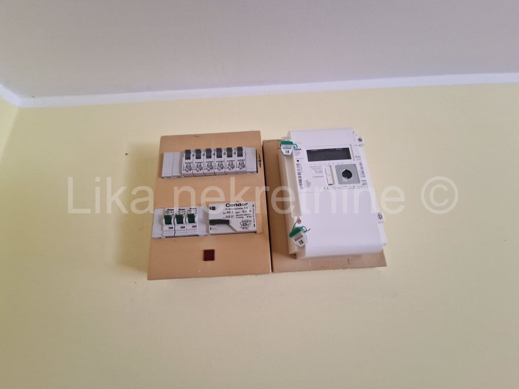 KARLOBAG - Ribarica- dvoetažni apartman 51,57 m2, dvorišni app 33 m2 (23)