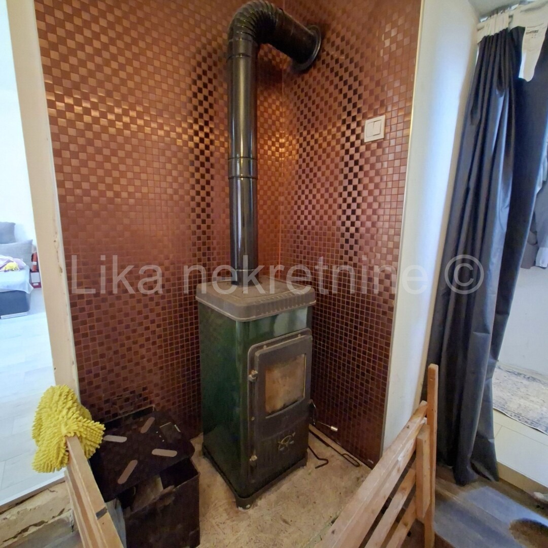 Zagreb -Črnomerec-Ulica Antunovac-Kuća sa dva stana (15)