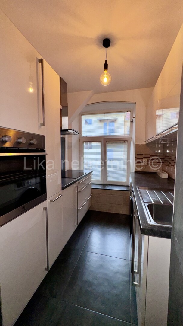 Rarität - Cvjetni trg im Herzen Zagrebs, 3-Zimmer, 55m2, mit Parkplatz im Hof (8)