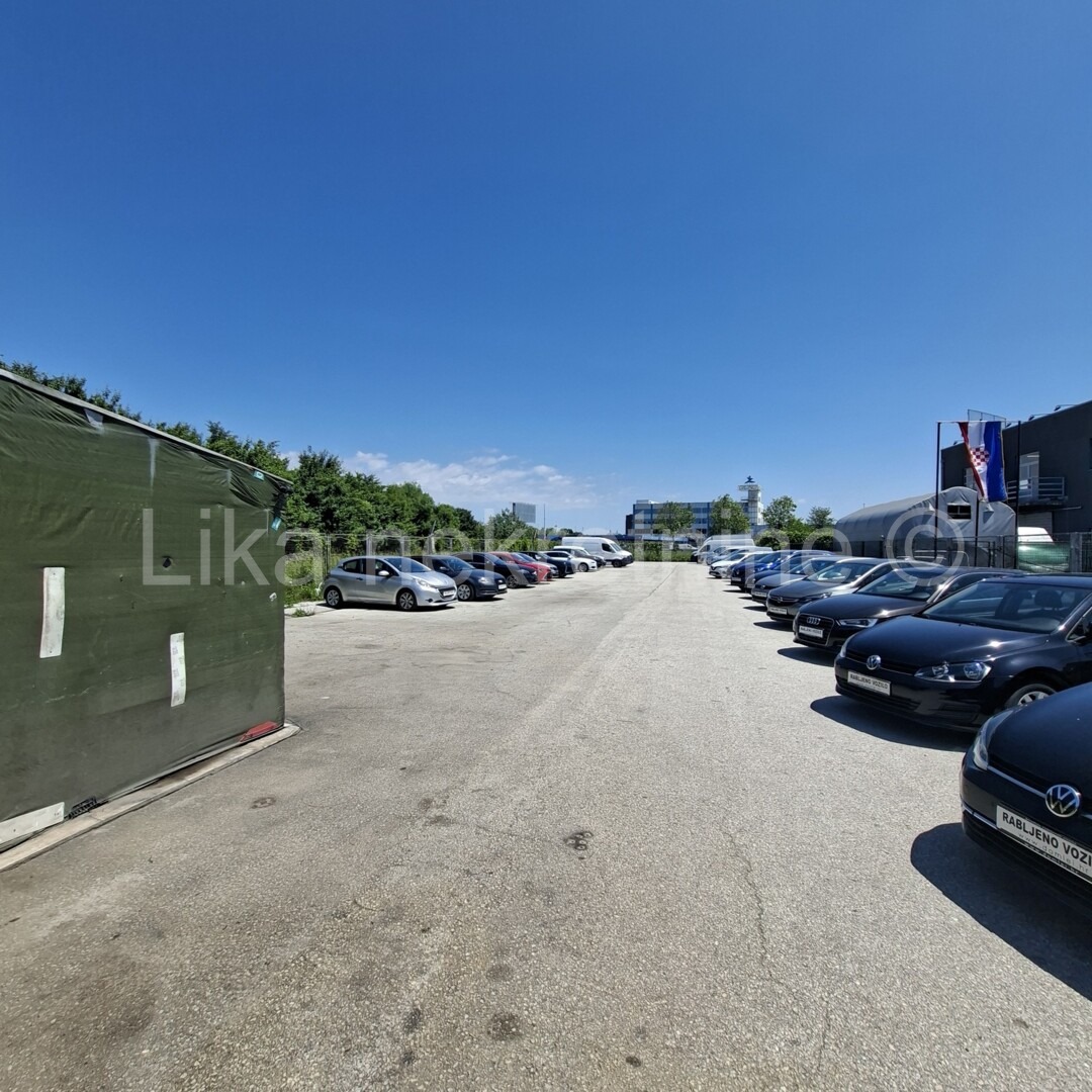 SESVETE-SOPNICA-POSLOVNA ZGRADA 78m2 na zemljištu od 1533m2 (5)