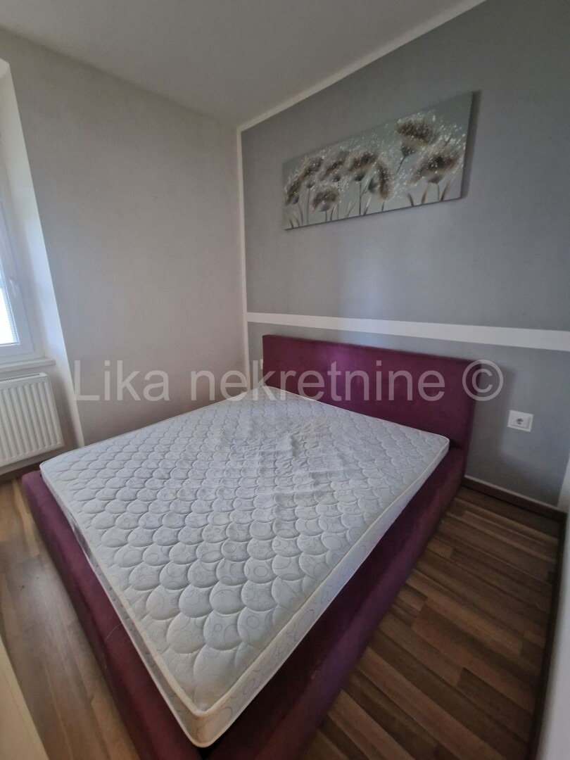 OTOČAC - Zweizimmerwohnung 60 m², 1. Stock, möbliert (11)