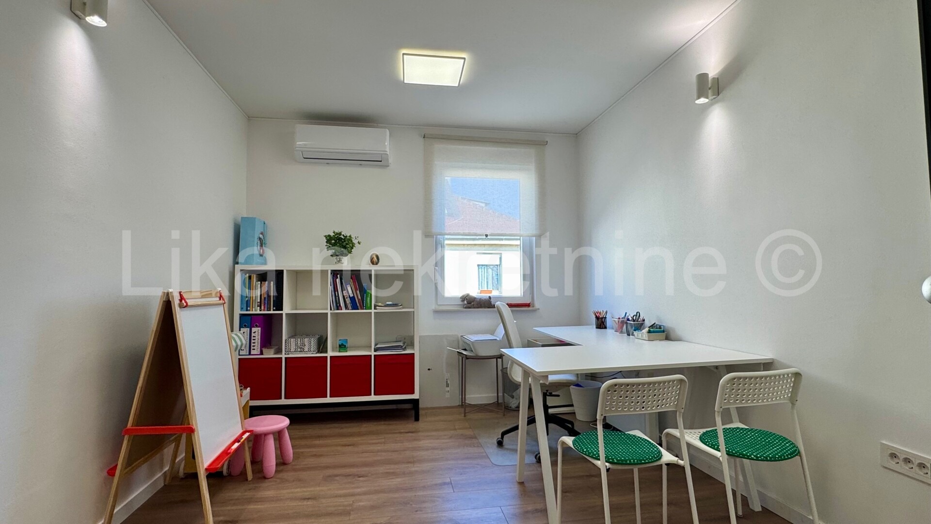 Ured - poslovni prostor 14m2, blizina Glavnog kolodvora