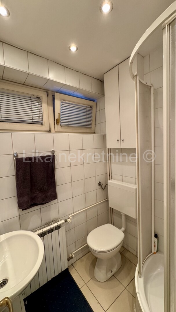 Trešnjevka kod Name, ured, 52m2, lift parking (9)