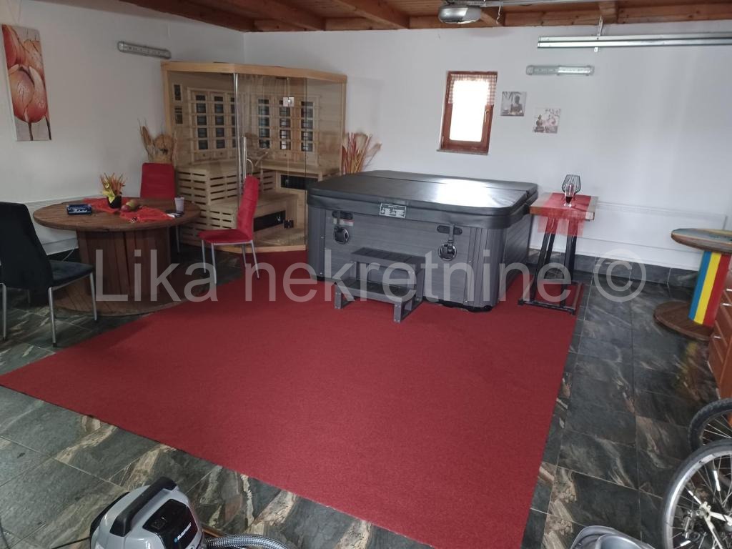 GOSPIĆ ( Barlete ) - Villa Nina s vanjskim bazenom (21)