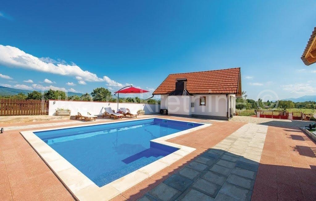 GOSPIĆ ( Barlete ) - Villa Nina s vanjskim bazenom (6)