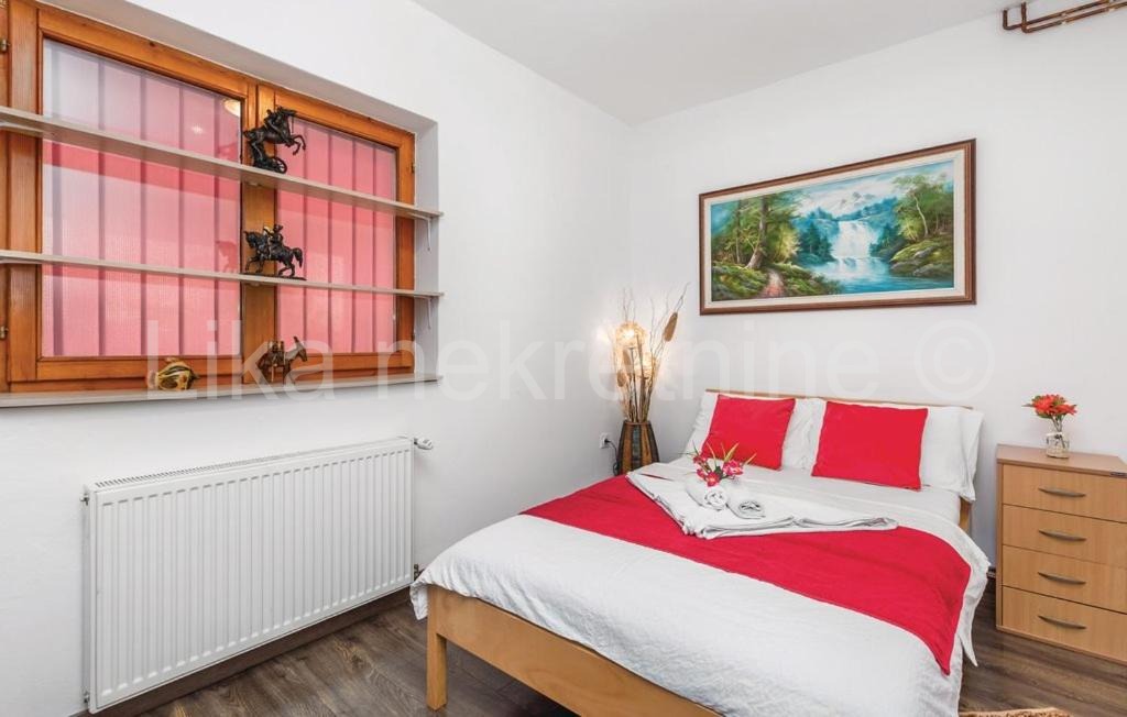 GOSPIĆ ( Barlete ) - Villa Nina s vanjskim bazenom (10)
