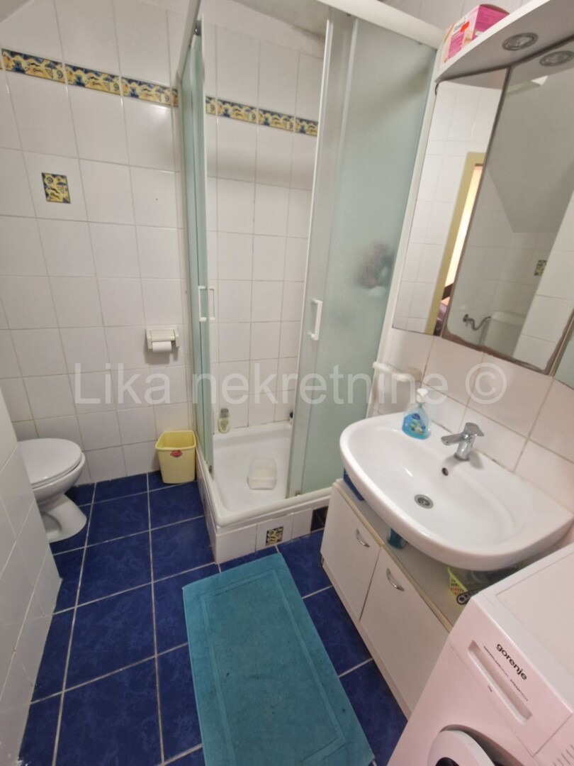 KARLOBAG – kuća dvojnica 150 m2,  200m od mora! (11)
