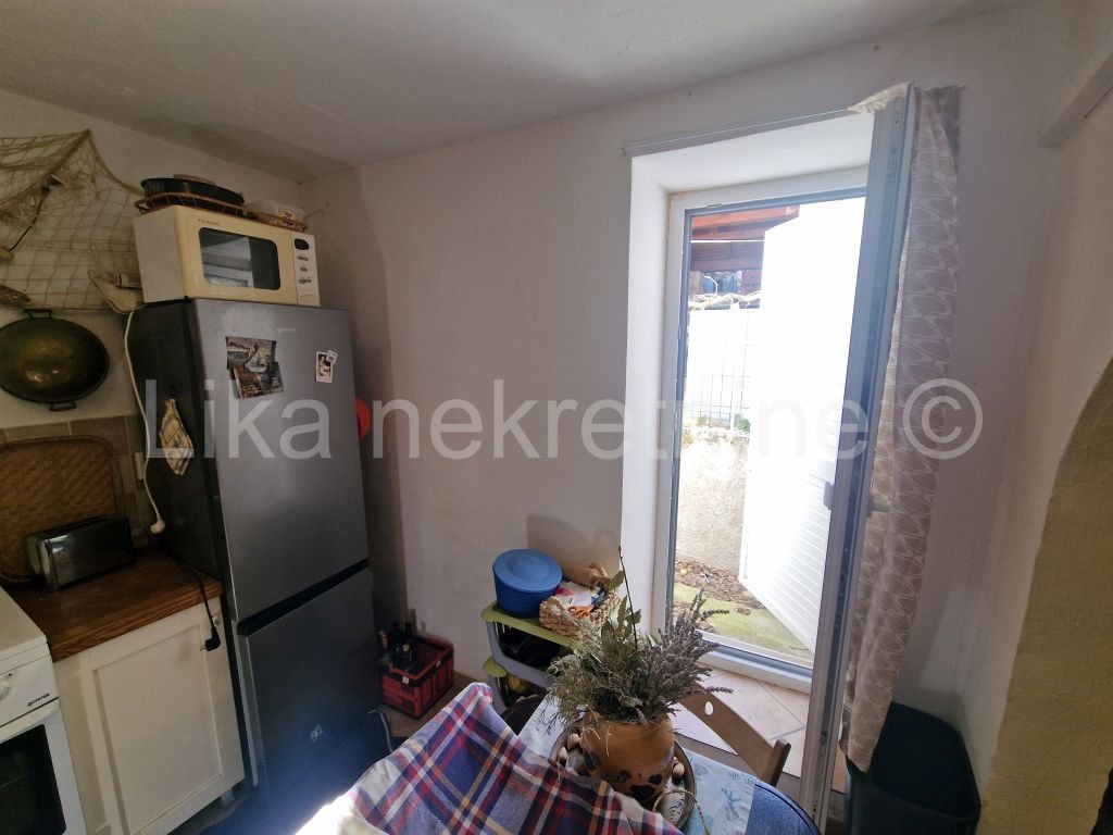 KARLOBAG – kuća dvojnica 150 m2,  200m od mora! (4)