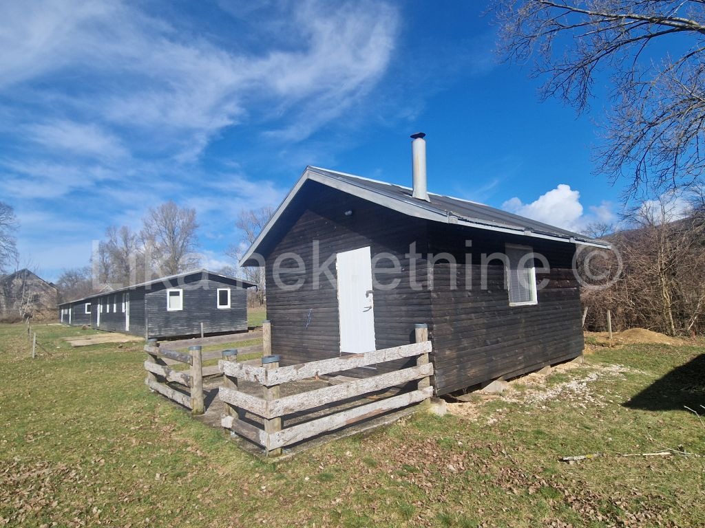 SINAC (Otočac) ÖKO-Dorf mit 5 Häusern (6)