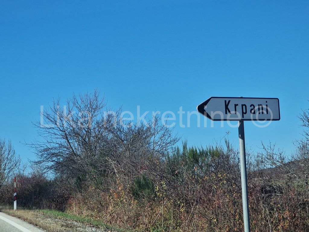 LOVINAC - Ričice - Landwirtschaftliches Grundstück 9.370 m2 (2)