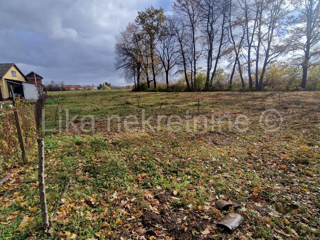 GOSPIĆ - Kaniška - Einfamilienhaus, 3 Grundstücke (16)