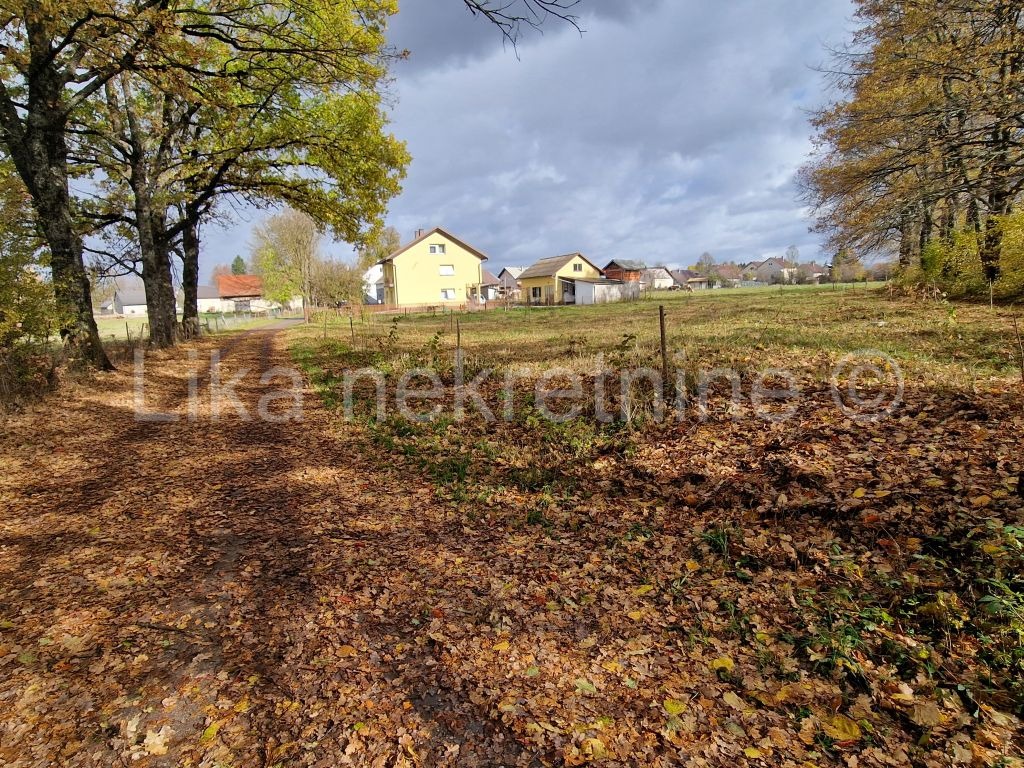 GOSPIĆ - Kaniška - Einfamilienhaus, 3 Grundstücke (15)