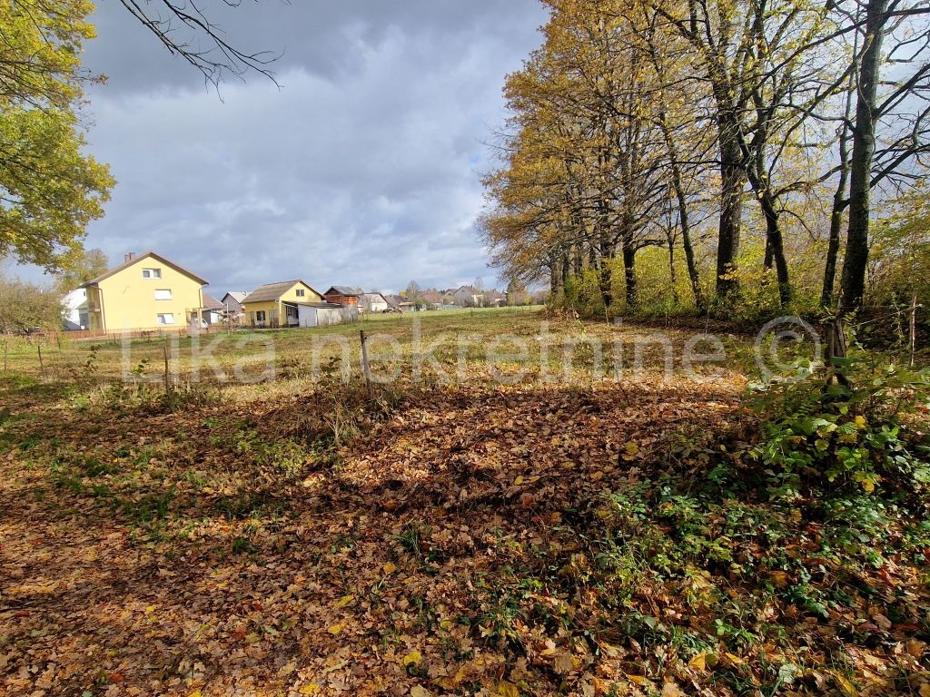 GOSPIĆ - Kaniška - Einfamilienhaus, 3 Grundstücke (17)