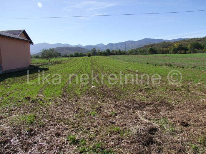 GOSPIĆ - Smiljan, poljoprivredno  zemljište (3)