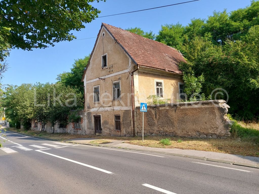 OTOČAC, stambeno - poslovni objekt (2)