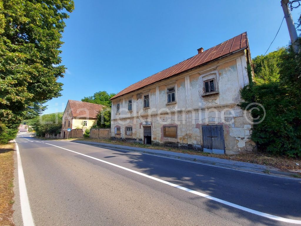 OTOČAC, stambeno - poslovni objekt (11)