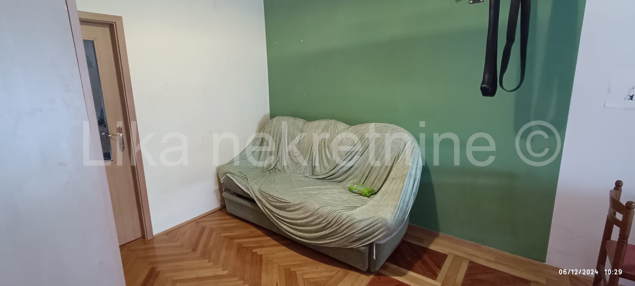 ZAGREB-TREŠNJEVKA-Voltino-Trosoban stan 50 m2 - 5. kat (5)