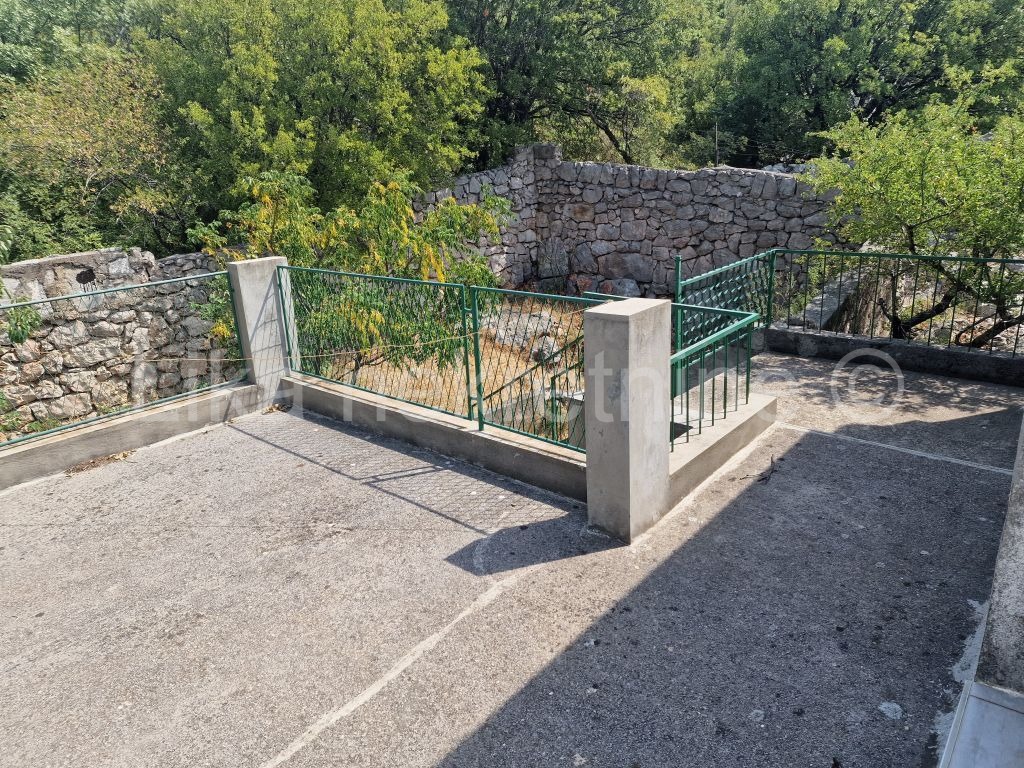 KARLOBAG - kuća dvojnica, 2 apartmana (8)