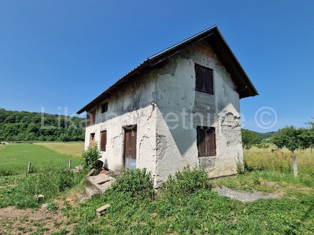 OTOČAC - Rapain Dol - kuća, dvije dvorišne zgrade, okućnica 19.408 m2 (9)