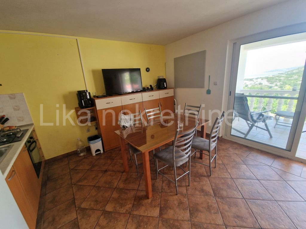 KARLOBAG - dvosobni apartman 50 m2, 1.kat, pogled more, parking (4)