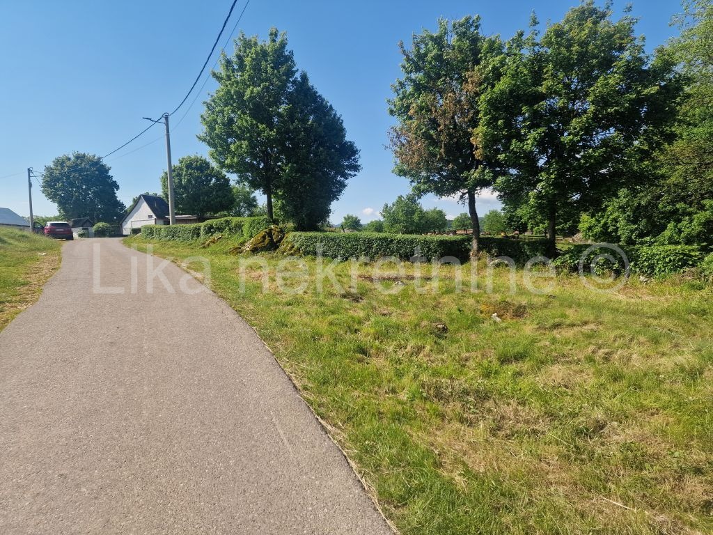 OTOČAC - Dubrava - građevinsko zemljište 2.202 m2 (3)