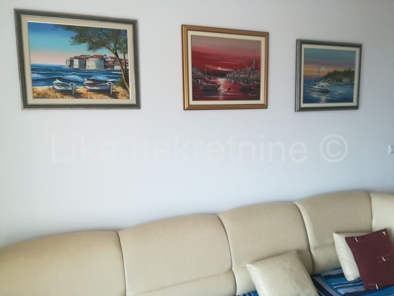 PLANIKOVAC ( SENJ) - apartman 63 m2, terasa, parkirno mjesto (15)