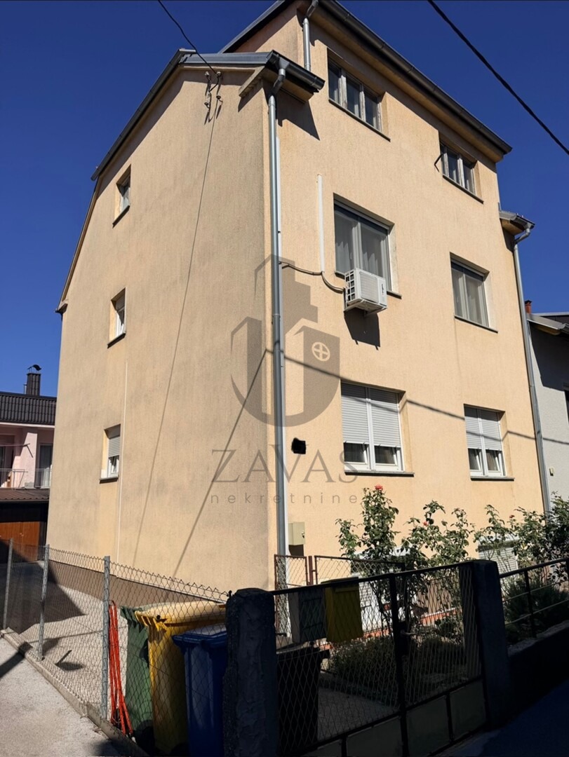Stan, Zagreb Ljubljanica (Rudeš): 59 m2 - spremište 12 m2 (12)
