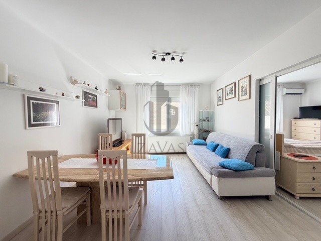 Stan, Zagreb Ljubljanica (Rudeš): 59 m2 - spremište 12 m2