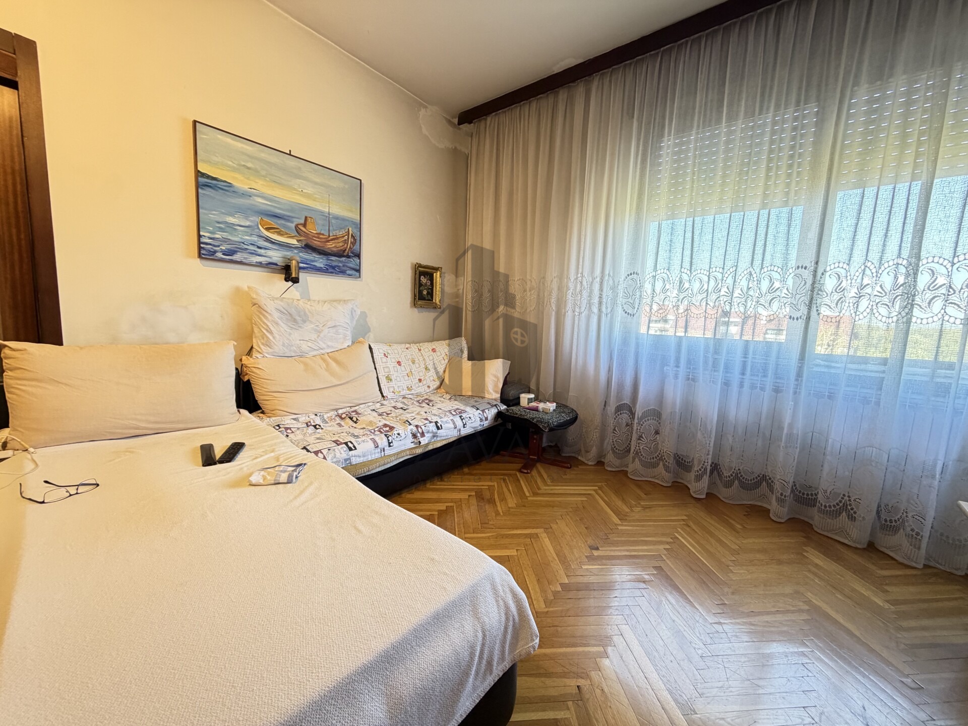 Trosoban stan, Zagreb - Sesvete (76 m2) + spremište (2)