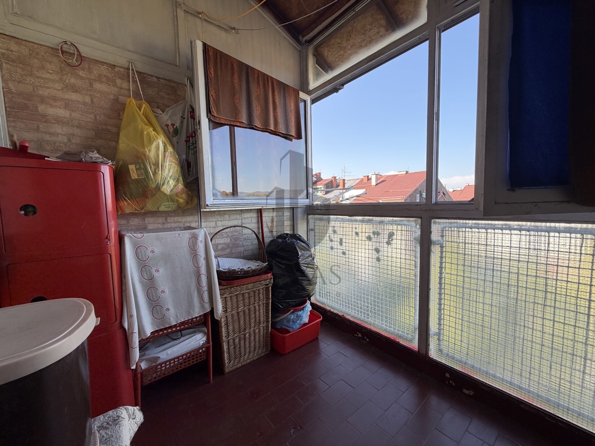 Trosoban stan, Zagreb - Sesvete (76 m2) + spremište (6)