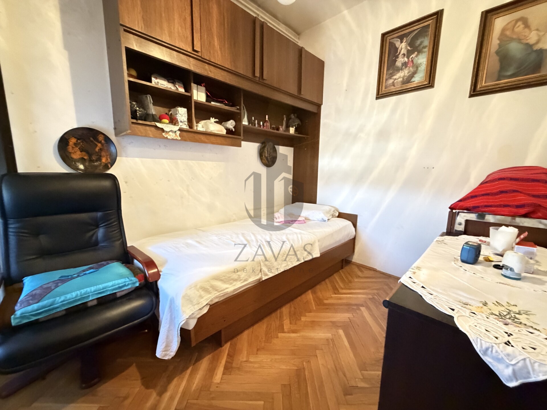 Trosoban stan, Zagreb - Sesvete (76 m2) + spremište (5)