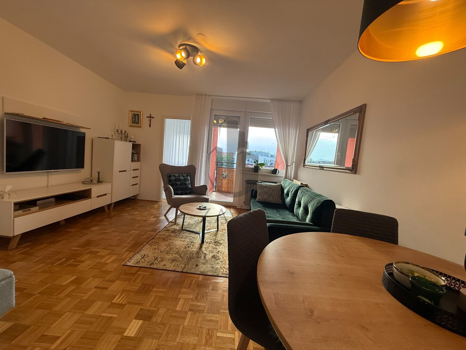 Stan Zagreb : Malešnica (42m2) + Spremište (2)