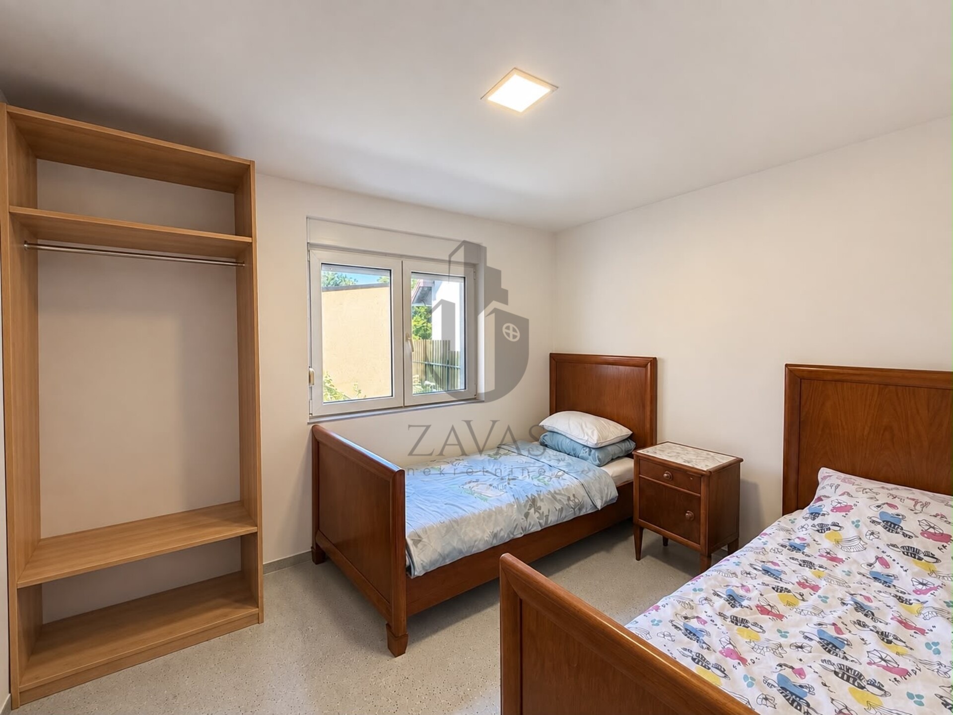 Investicija! Kuća, Zagreb Savica: 197m2 (3 stana) + garaža! (11)