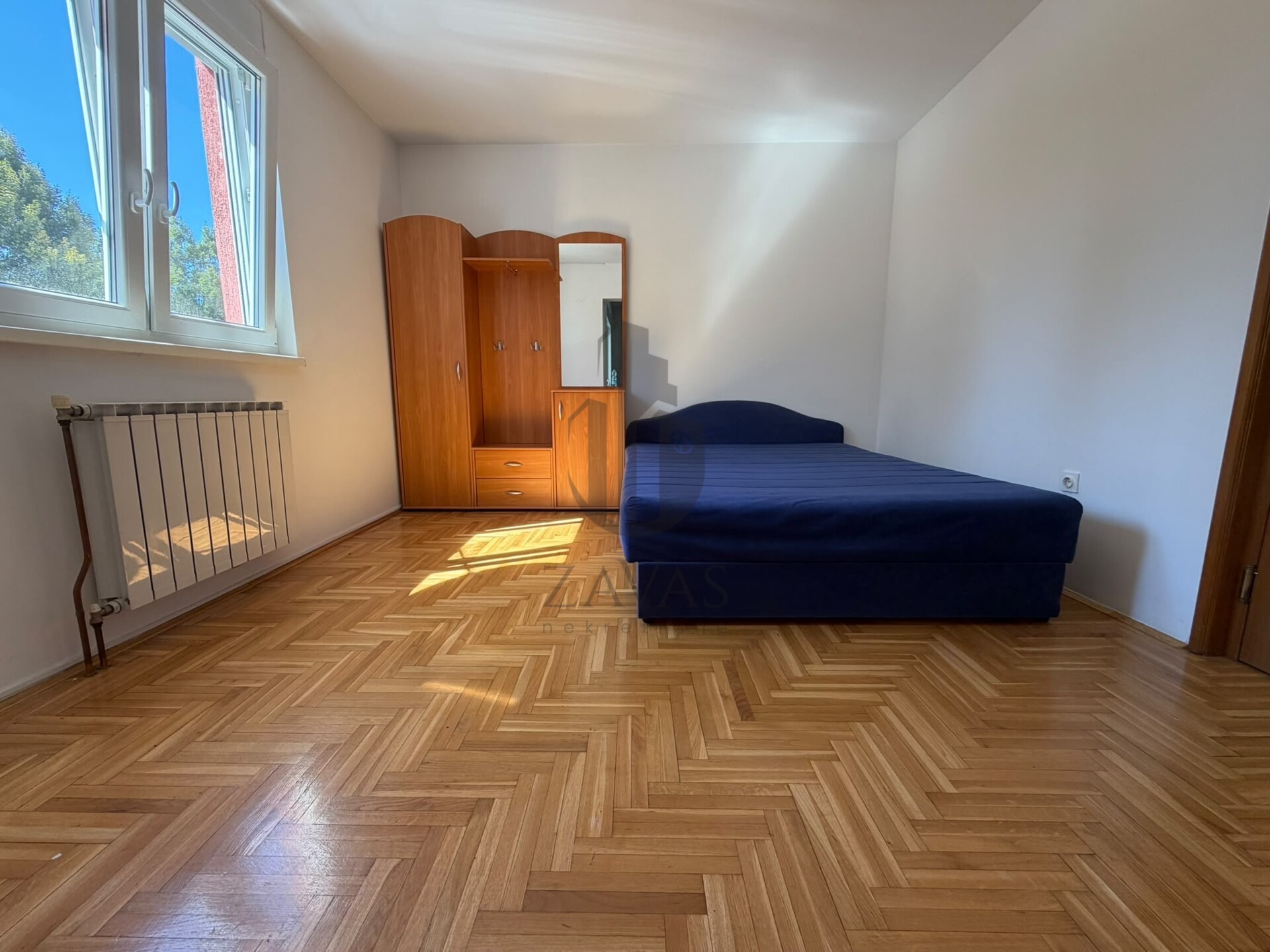 Stan Zagreb: Sesvete - 60 m2, loggia + spremište (5)