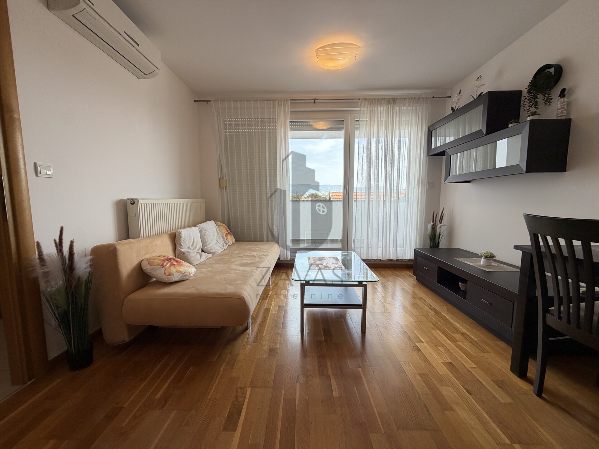 Dvosoban stan, Zagreb - Dubrava (45 m2) + GPM + spremište