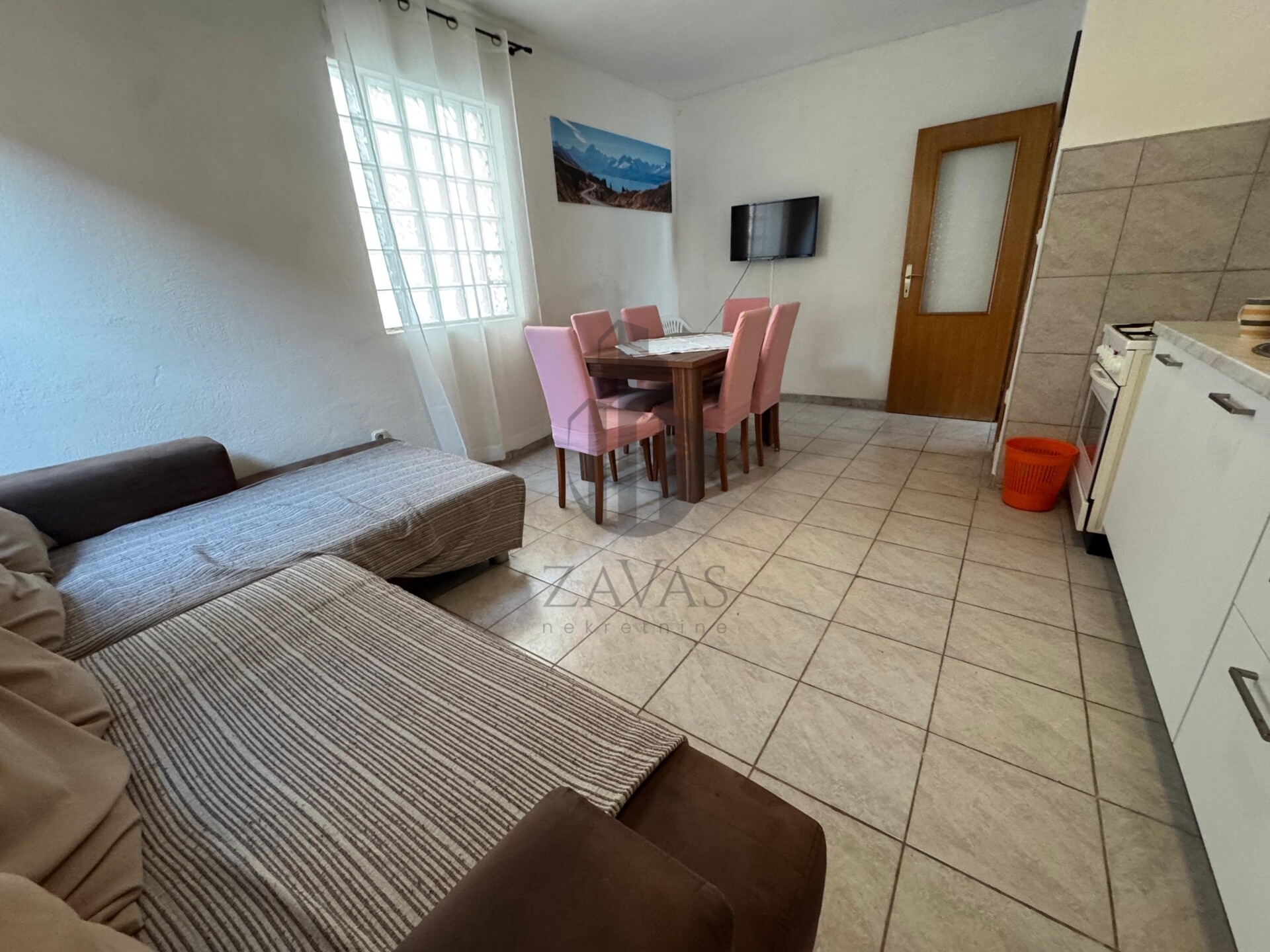 HAUS ZUM VERKAUF - SUPETAR, BRAČ (18)