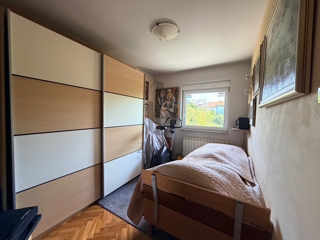 Kuća (Zgrada) Bukovac: 646m2 - 6PM, dvorište, parcela 633m2 (14)