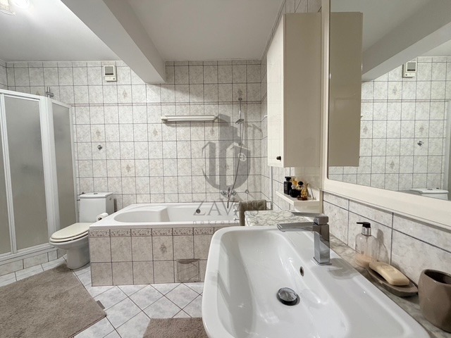 Kuća (Zgrada) Bukovac: 646m2 - 6PM, dvorište, parcela 633m2 (16)