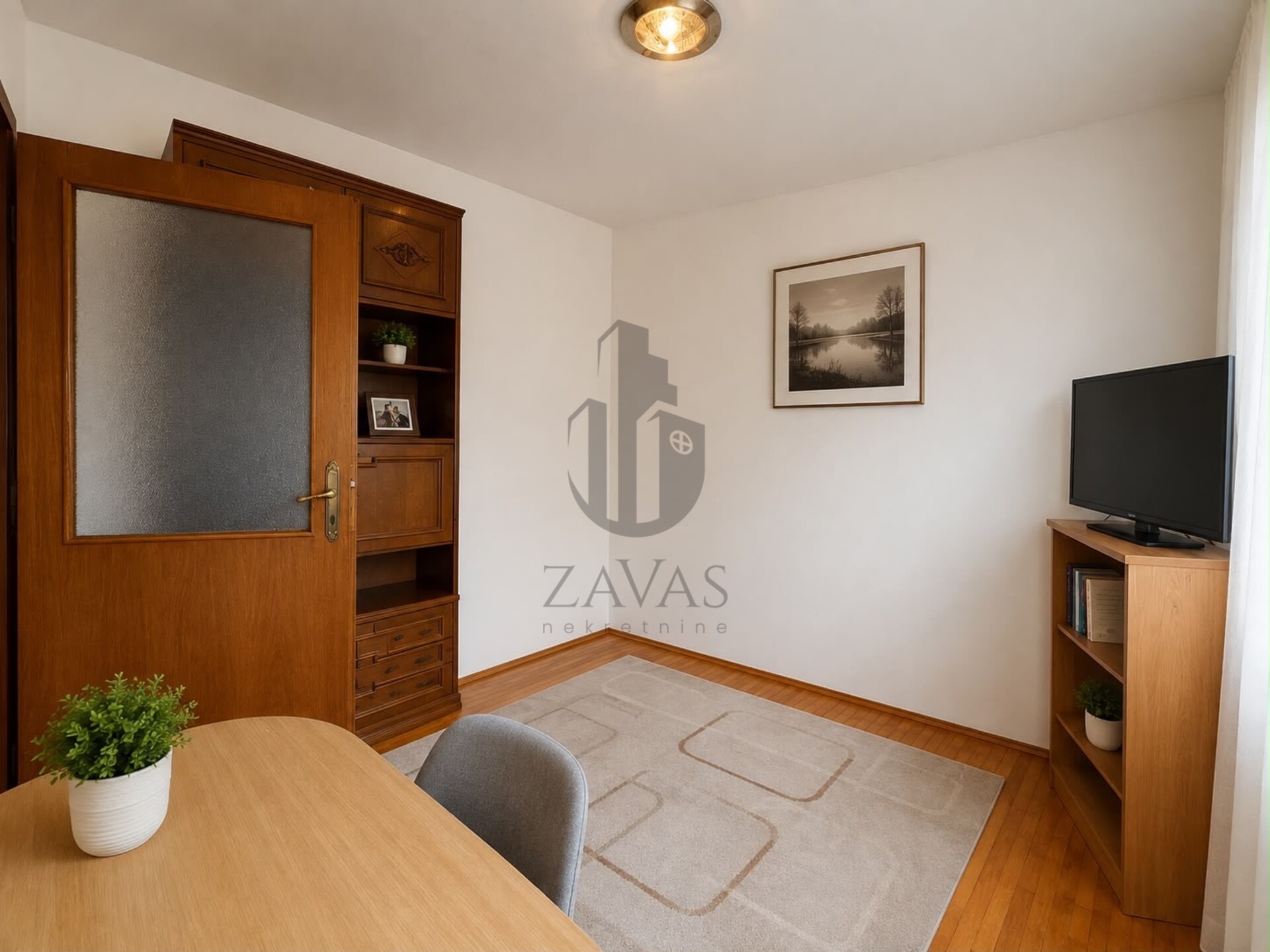 Kuća Zaprešić : 260m2 + Garaža (130m2 okućnice) (4)