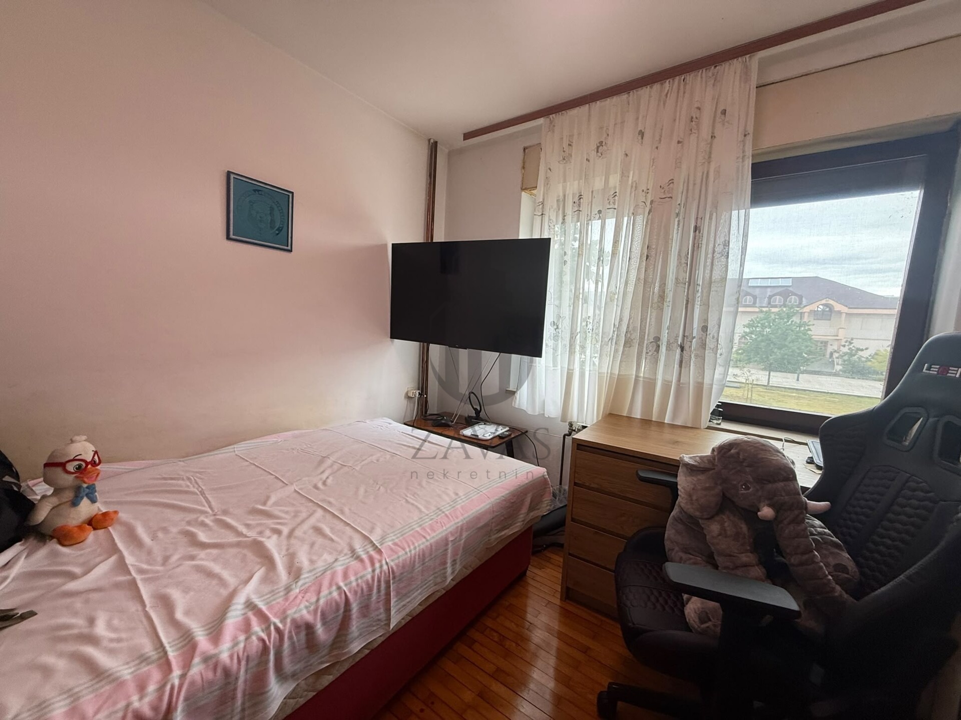 Kuća Zaprešić : 260m2 + Garaža (130m2 okućnice) (6)