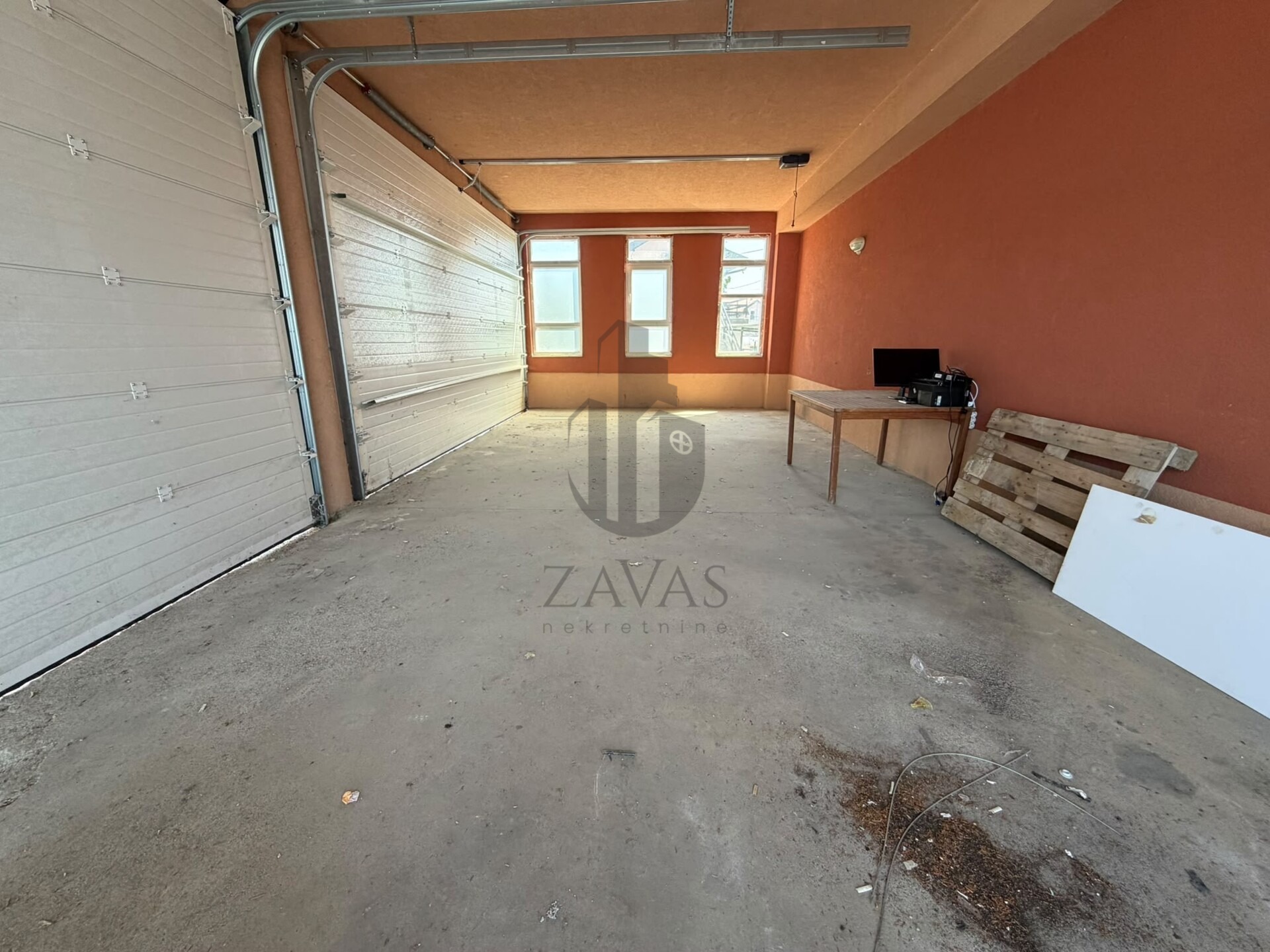 Geschäftsraum, Zagreb Veliko Polje: 240 m² + 6 Parkplätze + Garagen (9)