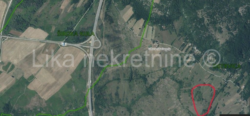 GOSPIĆ - Ostrvica - građevinsko i poljoprivredno zemljište ,10 hektara (5)
