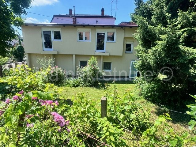 Kraljevec iznad  Britanca parcela 630m2 sa kućom 130 m2 (2)