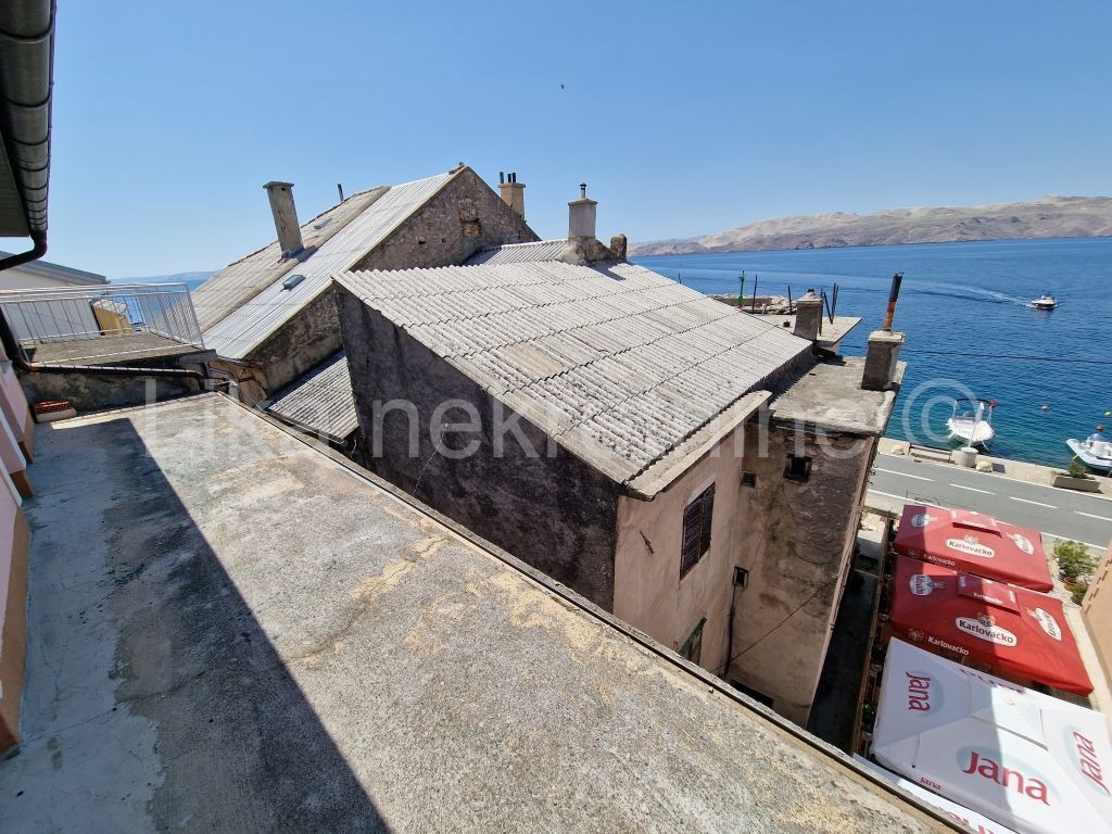 KARLOBAG - centar - kuća II.red do mora - restoran s apartmanima (17)