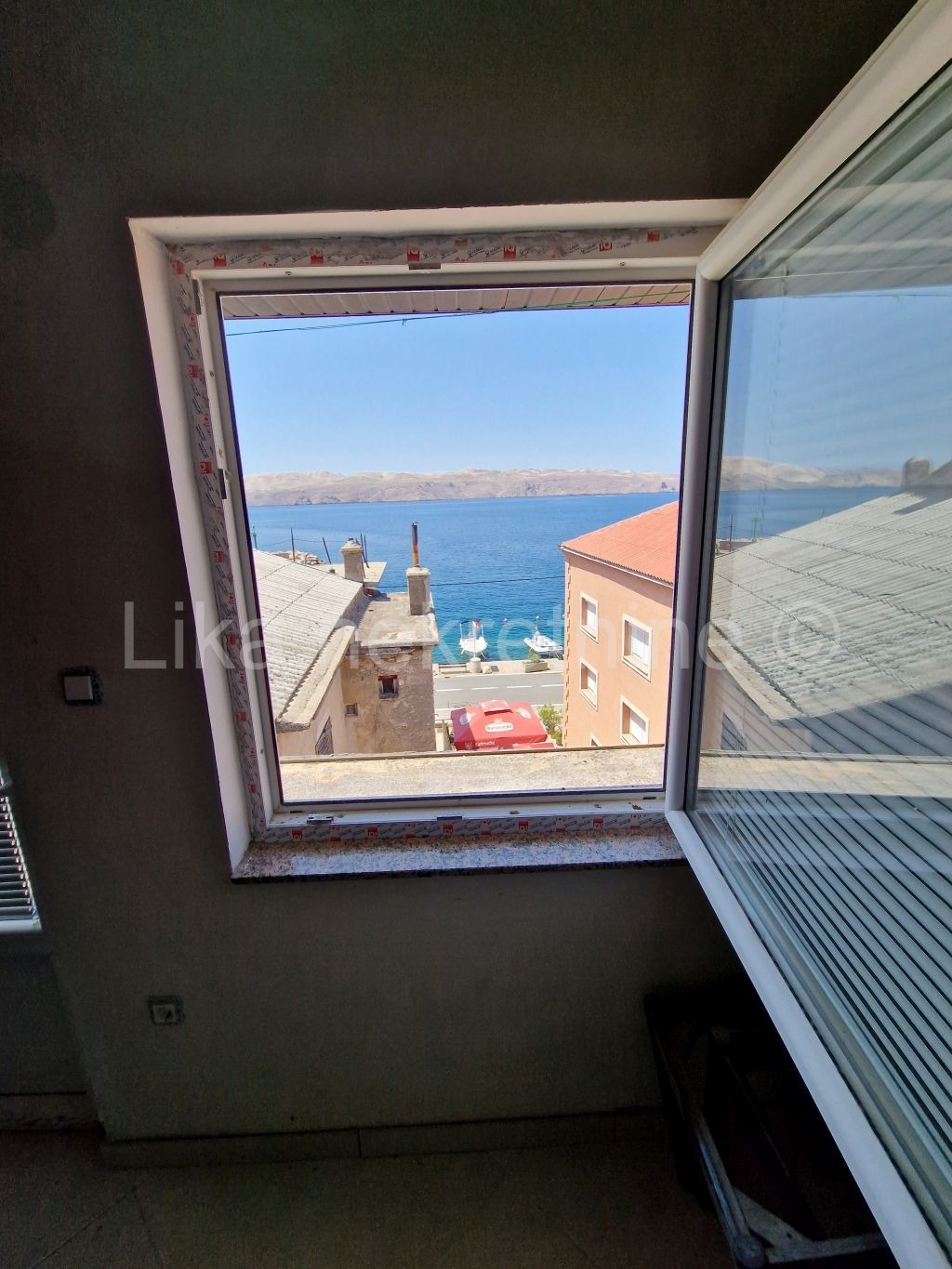 KARLOBAG - centar - kuća II.red do mora - restoran s apartmanima (11)