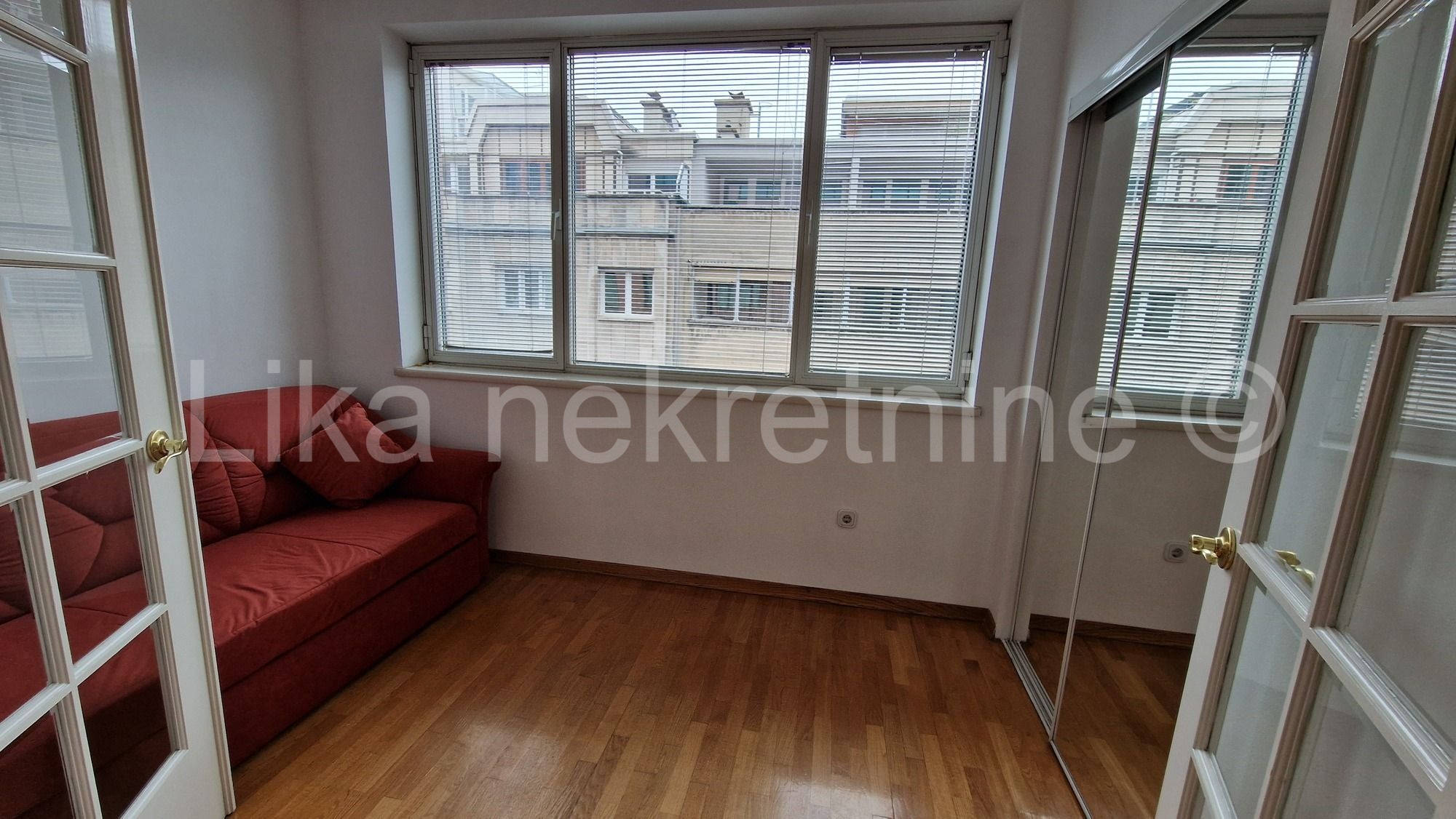 Zagreb - Centar - Trosoban stan - 3. kat - LIFT - Najam (9)