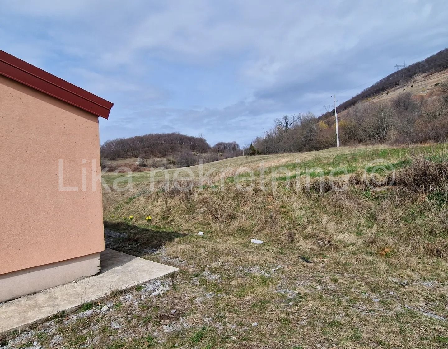 PROKIKE ( Brinje) - kuća prizemnica za odmor u prirodi (8)