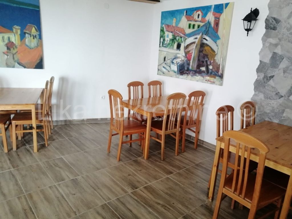 KARLOBAG - kuća s restoranom 1.red do mora (23)